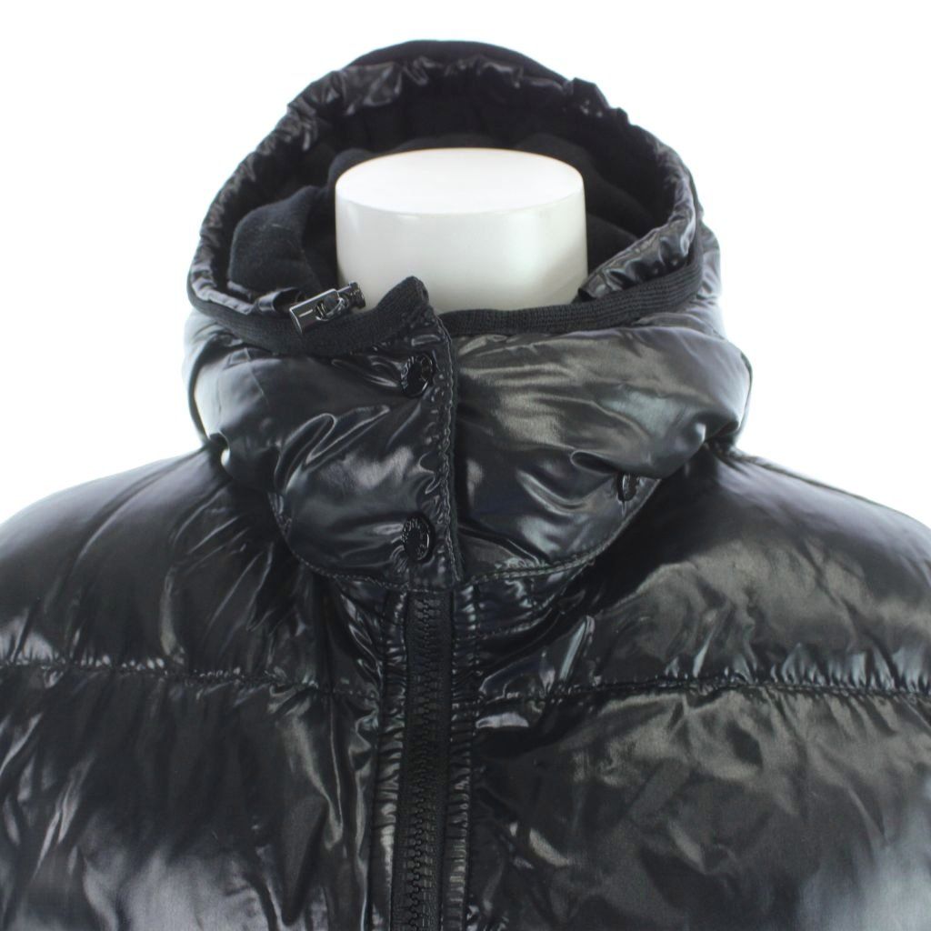 Moncler Badia Down Jacket Patch Logo Nylon Hood 00 Black MW
