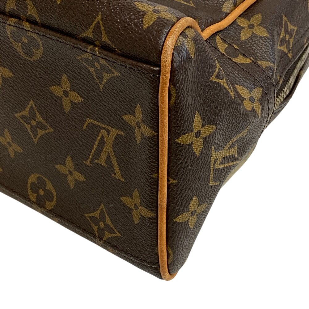 Louis Vuitton Manhattan GM Monogram Handbag Brown