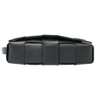 Bottega Veneta Cassette Maxi Intrecciato Leather Shoulder Bag Black