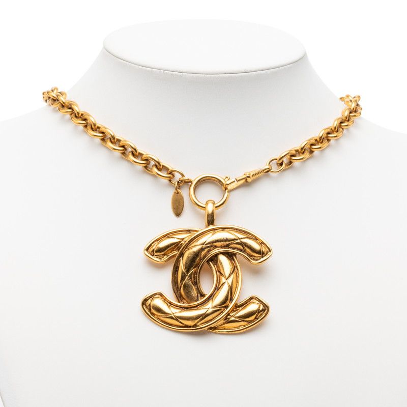 Chanel CC Logo Quilted Chain Pendant Necklace Gold Plated