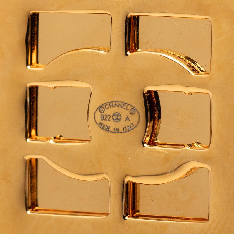 Chanel 31 le Cambon Door Motif Brooch Gold Plated