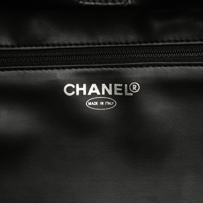 Chanel CC Logo Vintage Square 2-Way Shoulder Bag Black Caviar Leather
