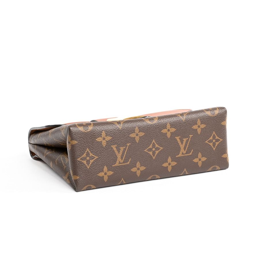 Louis Vuitton Handbag Locky BB