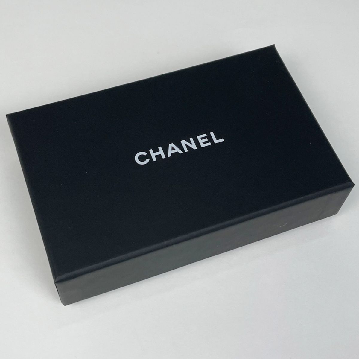 Chanel CC Logo Zip Around Coin Case Quilted Leather Black