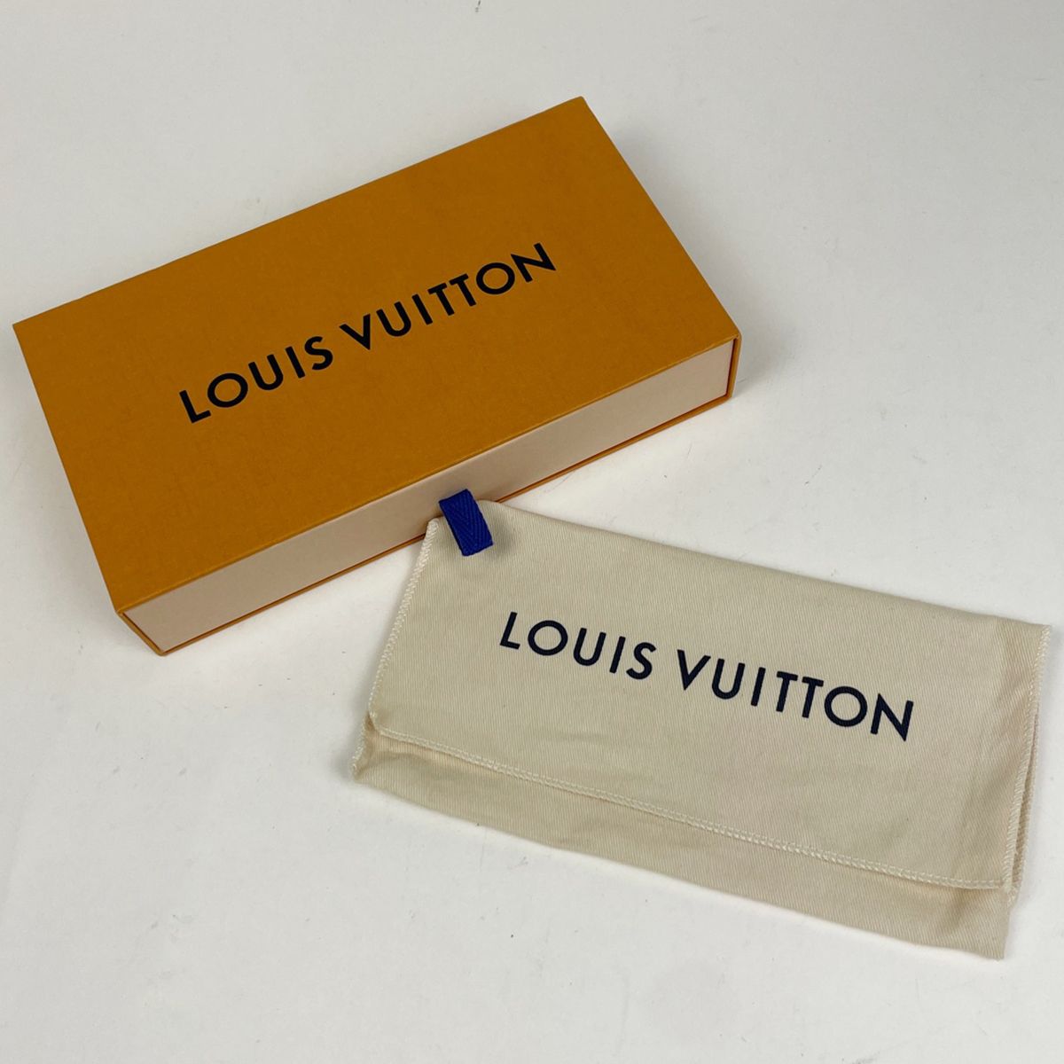 Louis Vuitton Zippy Wallet Lovelock Monogram Brown