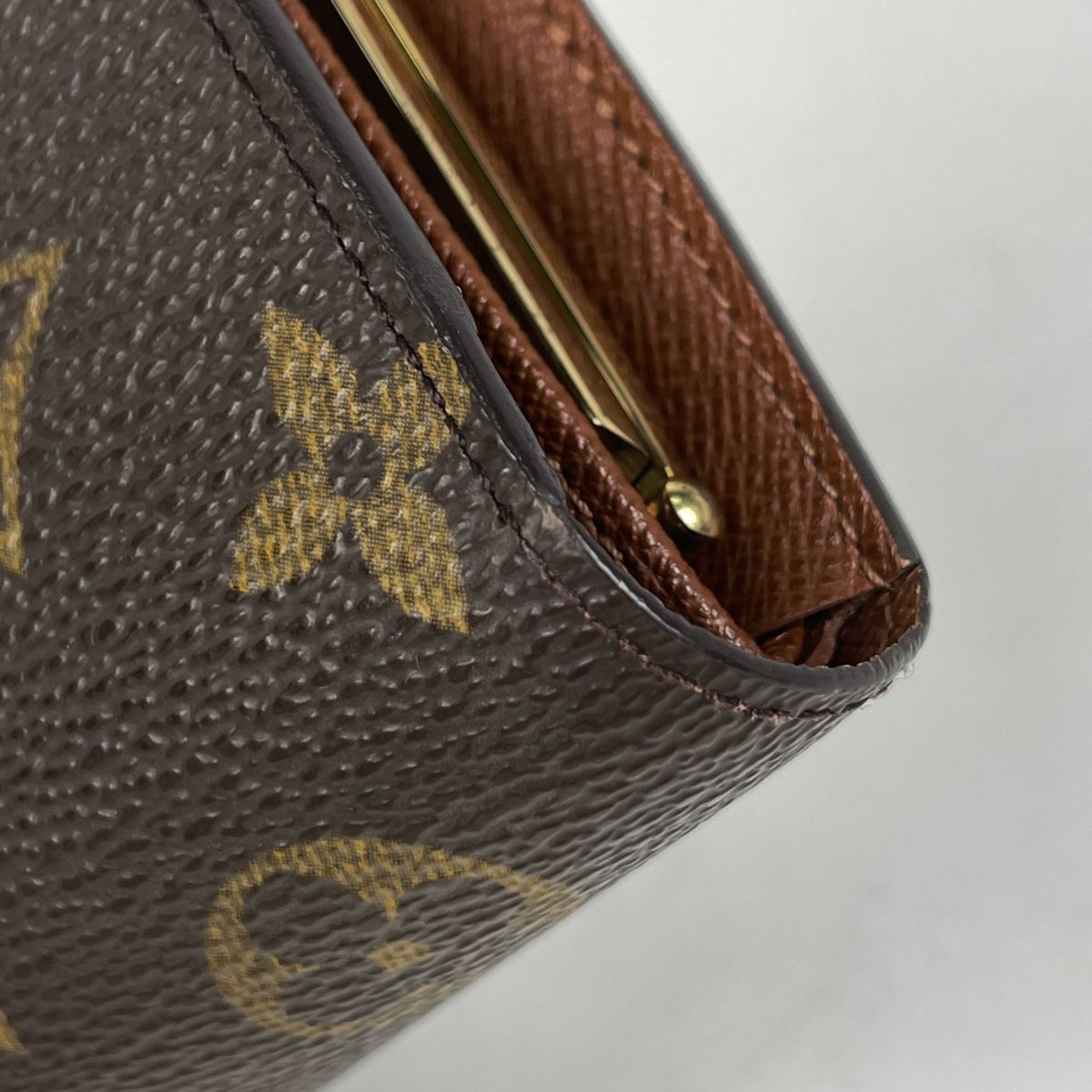Louis Vuitton Porte Monet Billets Viennois Clasp Bifold Wallet Monogram Brown