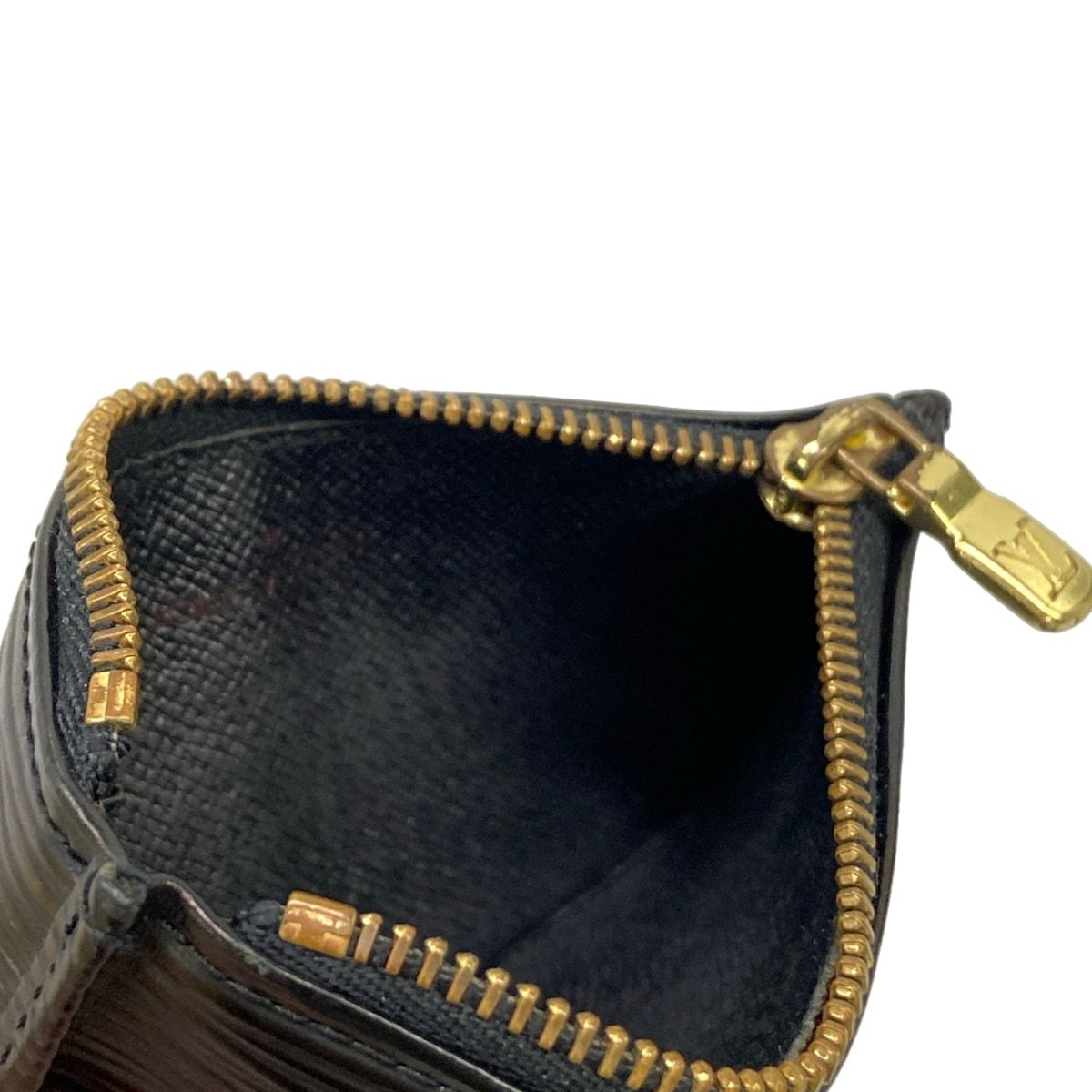 Louis Vuitton Coin Case Epi Pochette Cles Noir Leather