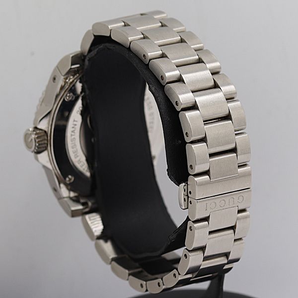 Gucci Dive 136.3 Quartz White Dial Date Watch Tam