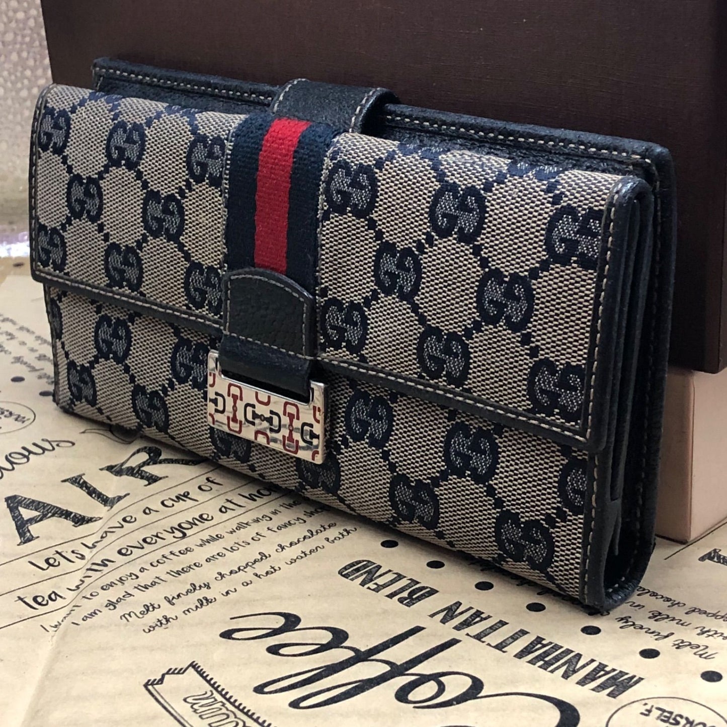 Gucci Bifold Wallet Hook Sherry GG Canvas Card Billfold