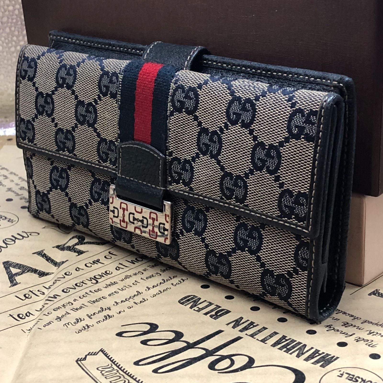 Gucci Bifold Wallet Hook Sherry GG Canvas Card Billfold