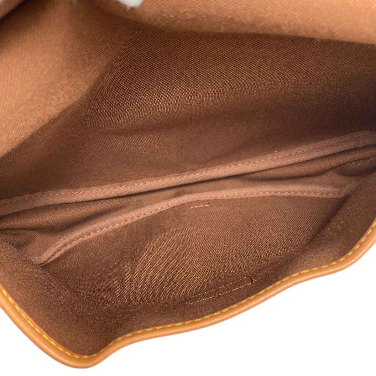 Louis Vuitton Saumur 30 Shoulder Bag Monogram Canvas