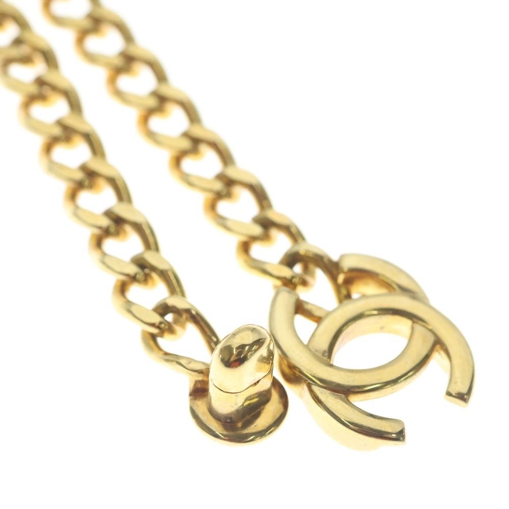 Chanel CC Logo Turnlock Necklace Pendant Chain Gold