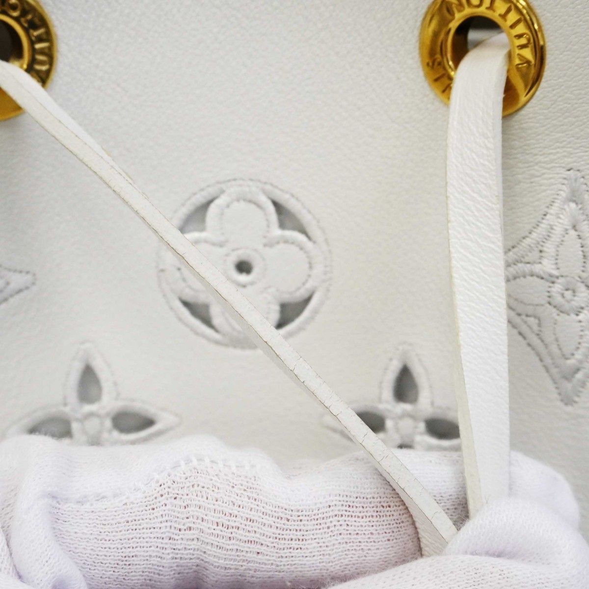 Louis Vuitton Shoulder Bag LV Broderie Anglaise Noe PM White