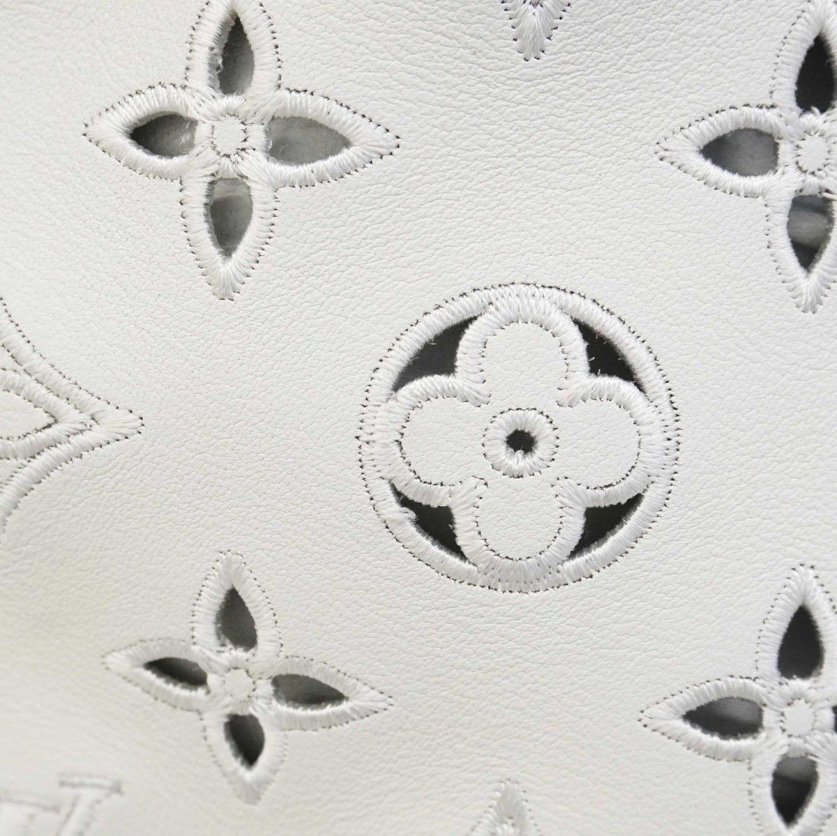 Louis Vuitton Shoulder Bag LV Broderie Anglaise Noe PM White