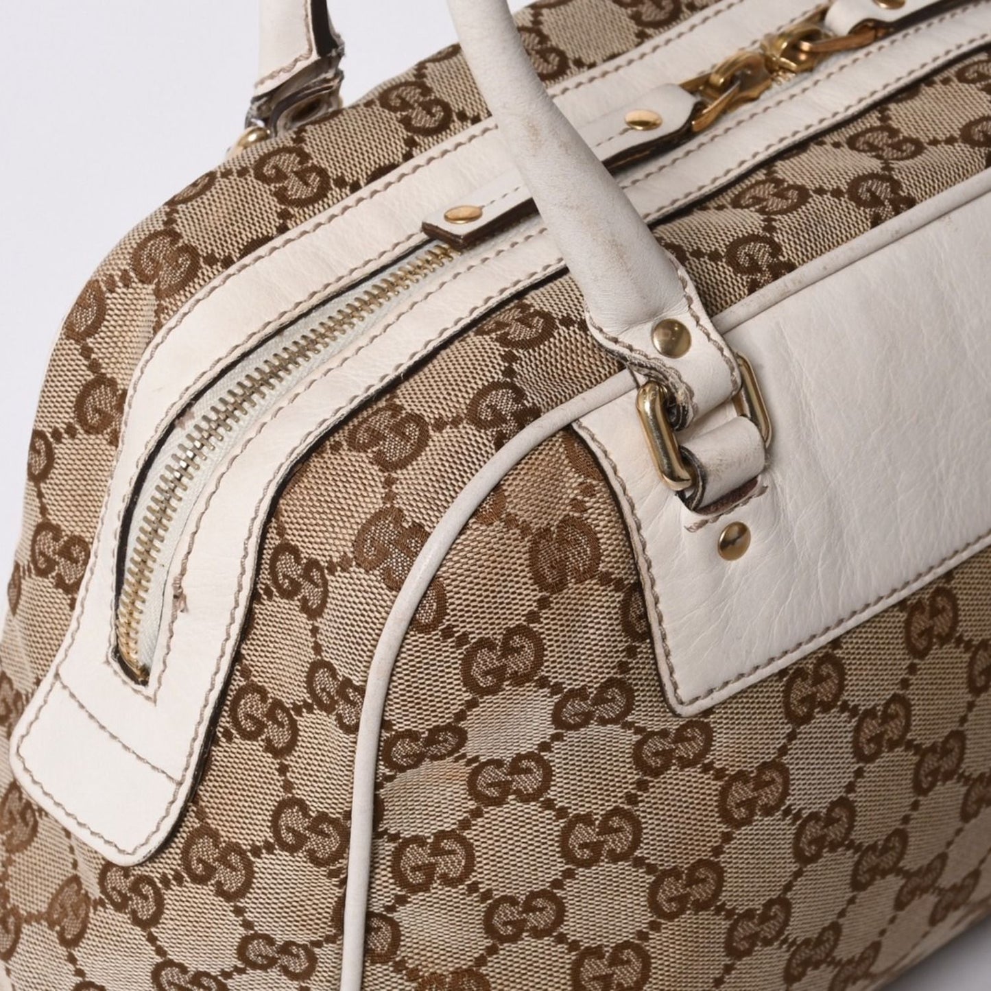 Gucci Guuci GG Canvas Shoulder Bag Beige White — view 6