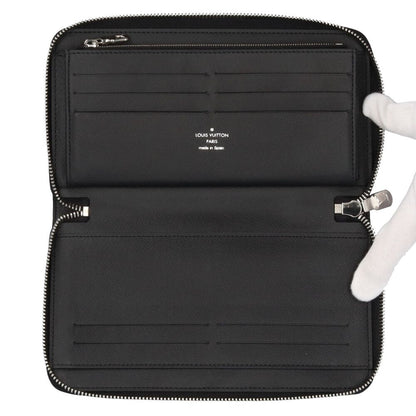 Louis Vuitton Zippy Organizer Taiga Wallet Leather