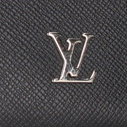 Louis Vuitton Pochette Voyage Taiga Leather