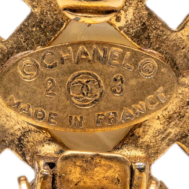 Chanel CC Logo Vintage Square Earrings 23 Gold Faux Pearl Plated