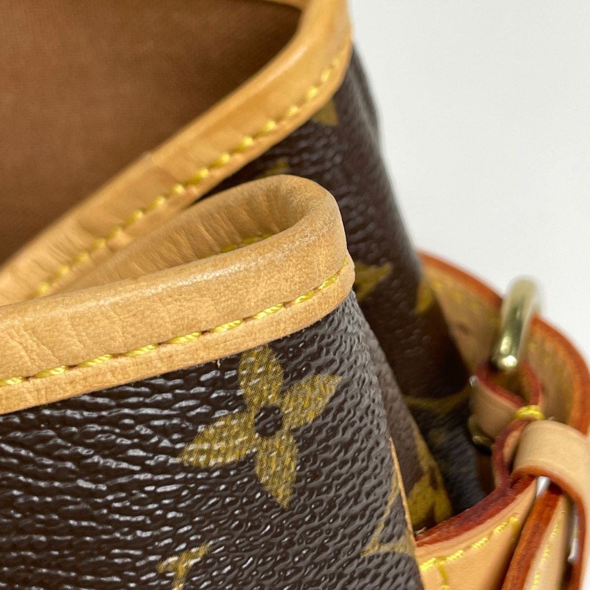 Louis Vuitton Batignolles Tote Monogram Brown