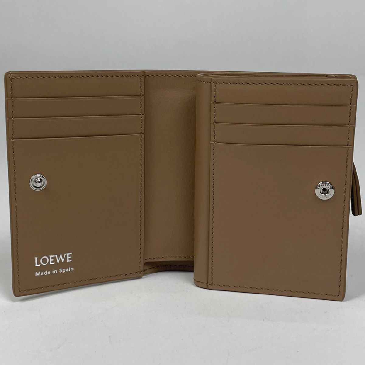 Loewe Duet Compact Wallet Bifold Smooth Leather Mocha