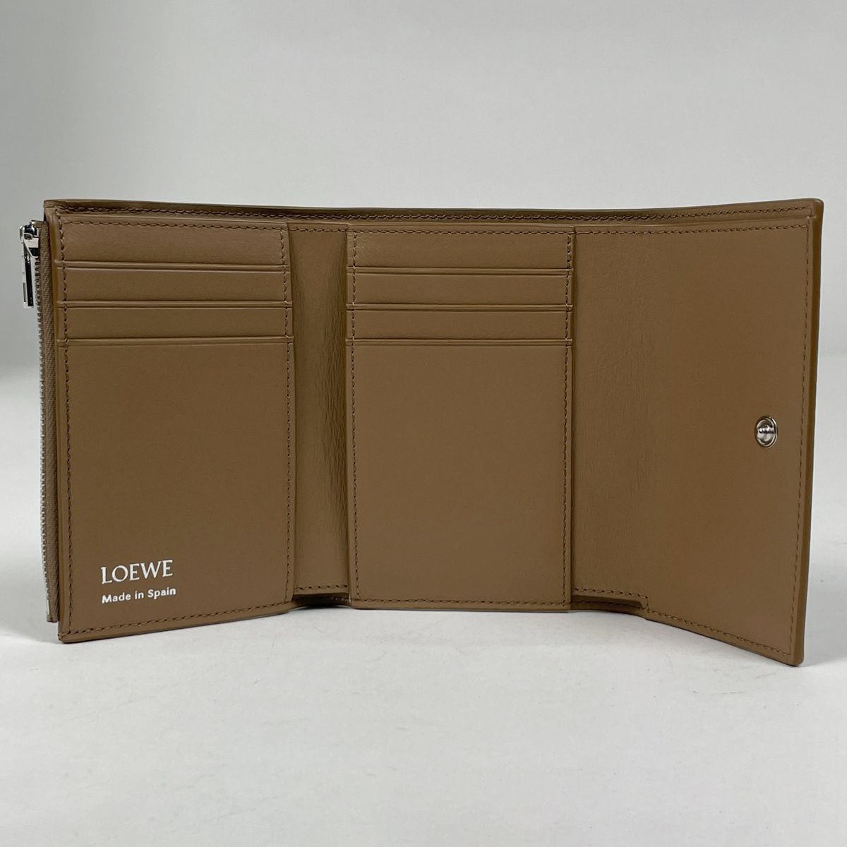 Loewe Vertical Wallet Small Trifold Smooth Leather Mocha