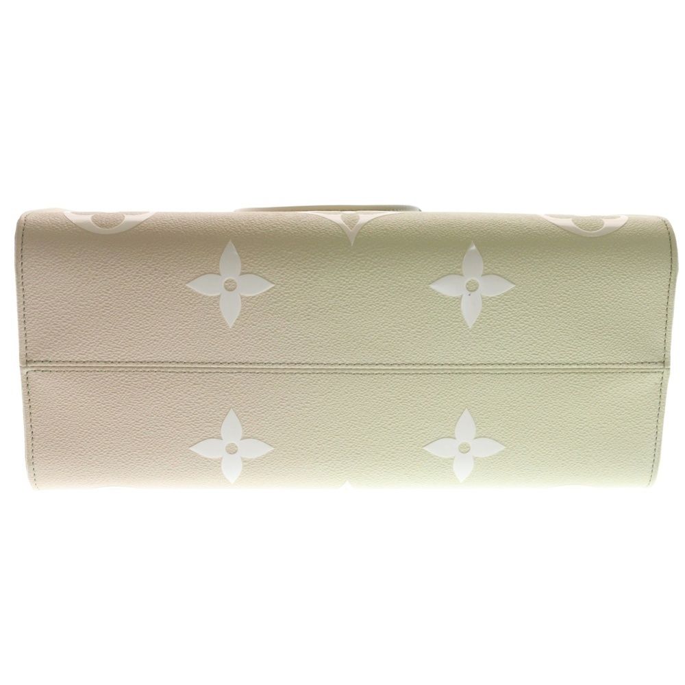 Louis Vuitton Monogram Spring in the City On The Go MM Tote Light