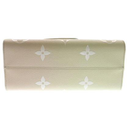 Louis Vuitton Monogram Spring in the City On The Go MM Tote Light