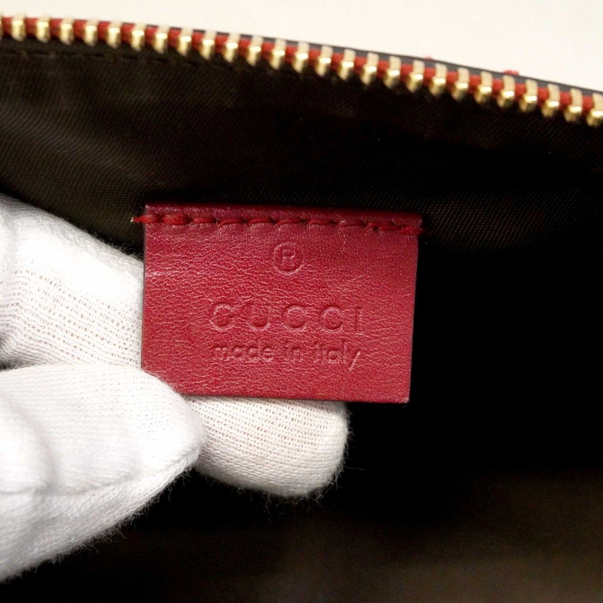 Gucci Pouch Interlocking Leather Red Gold