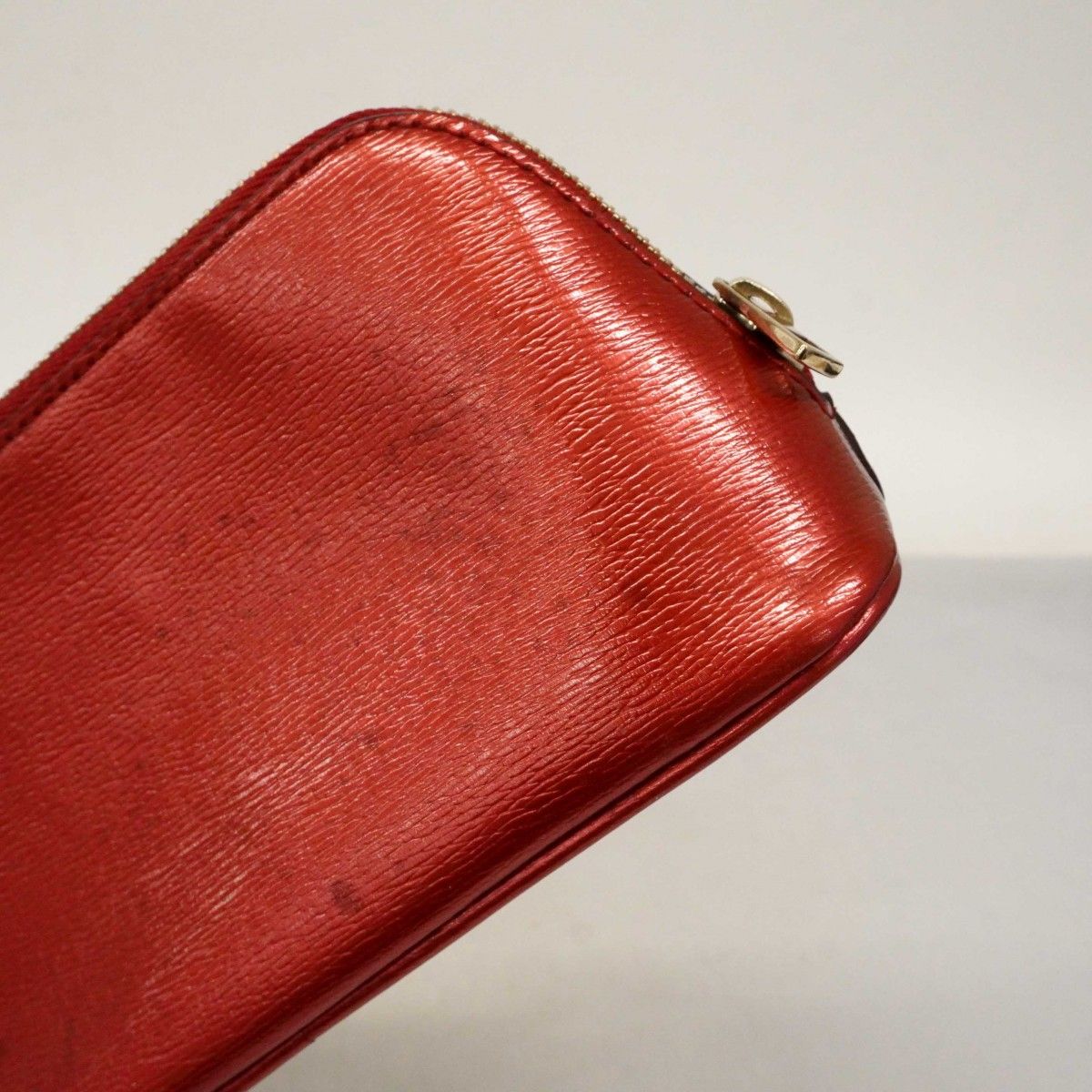 Gucci Pouch Interlocking Leather Red Gold