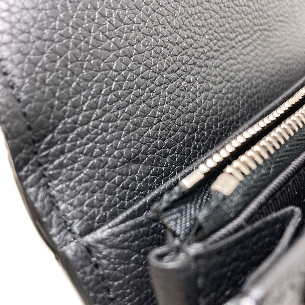 Louis Vuitton My Lockme Wallet Taurillon