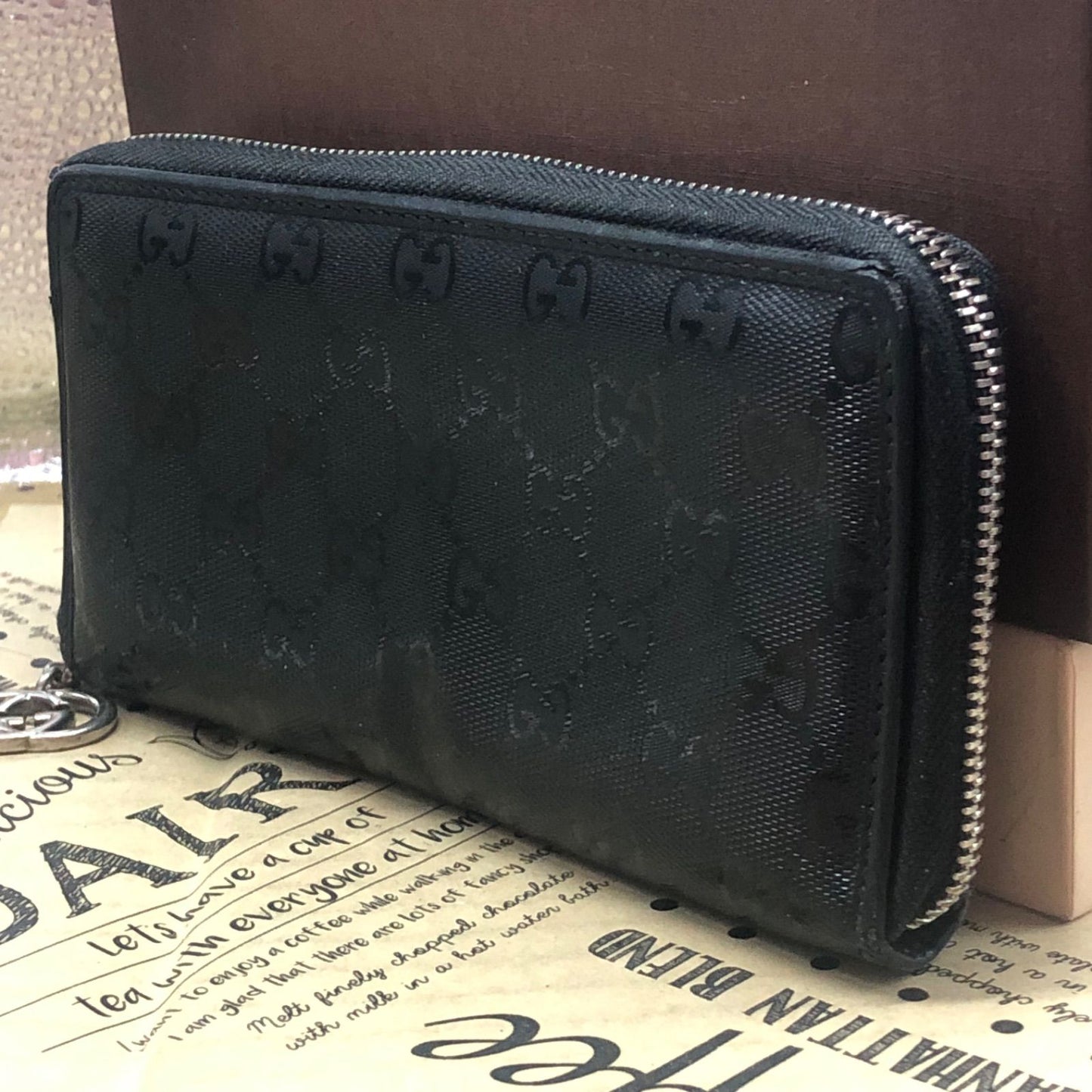 Gucci Wallet GG Supreme Round Billfold Card