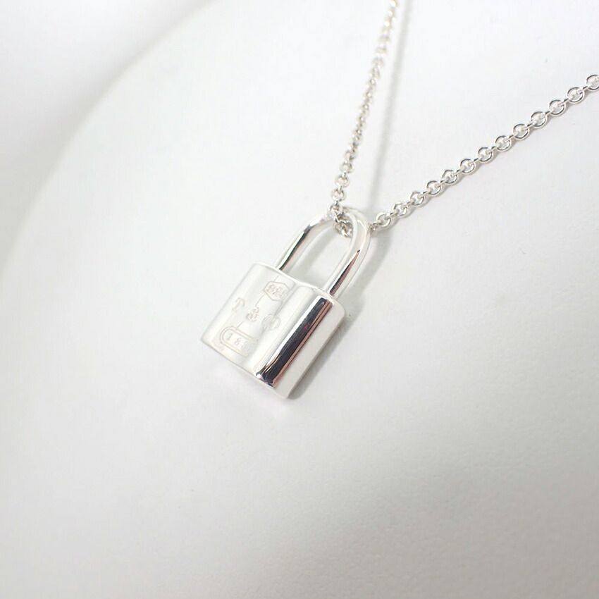 Tiffany & Co 925 Cadena Pendant Necklace