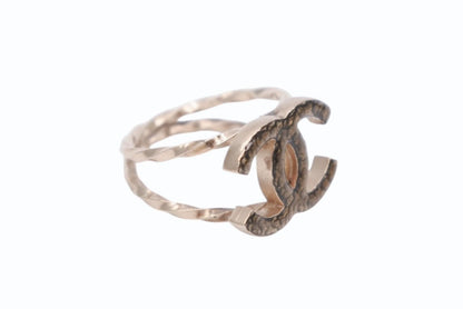 Chanel CC Logo Ring Gold — view 3