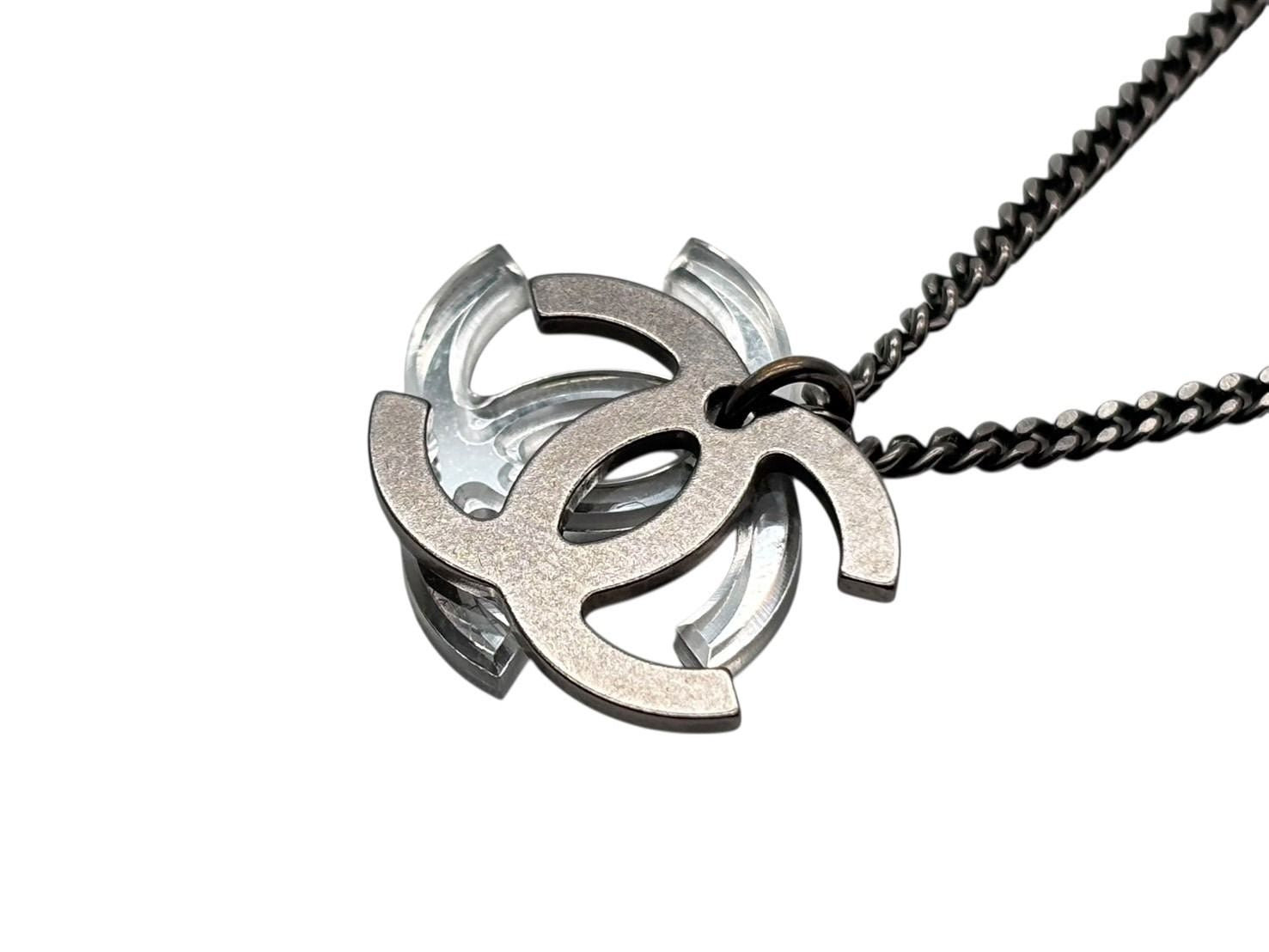 Chanel Double CC Logo Necklace 09 Clear Silver — view 4