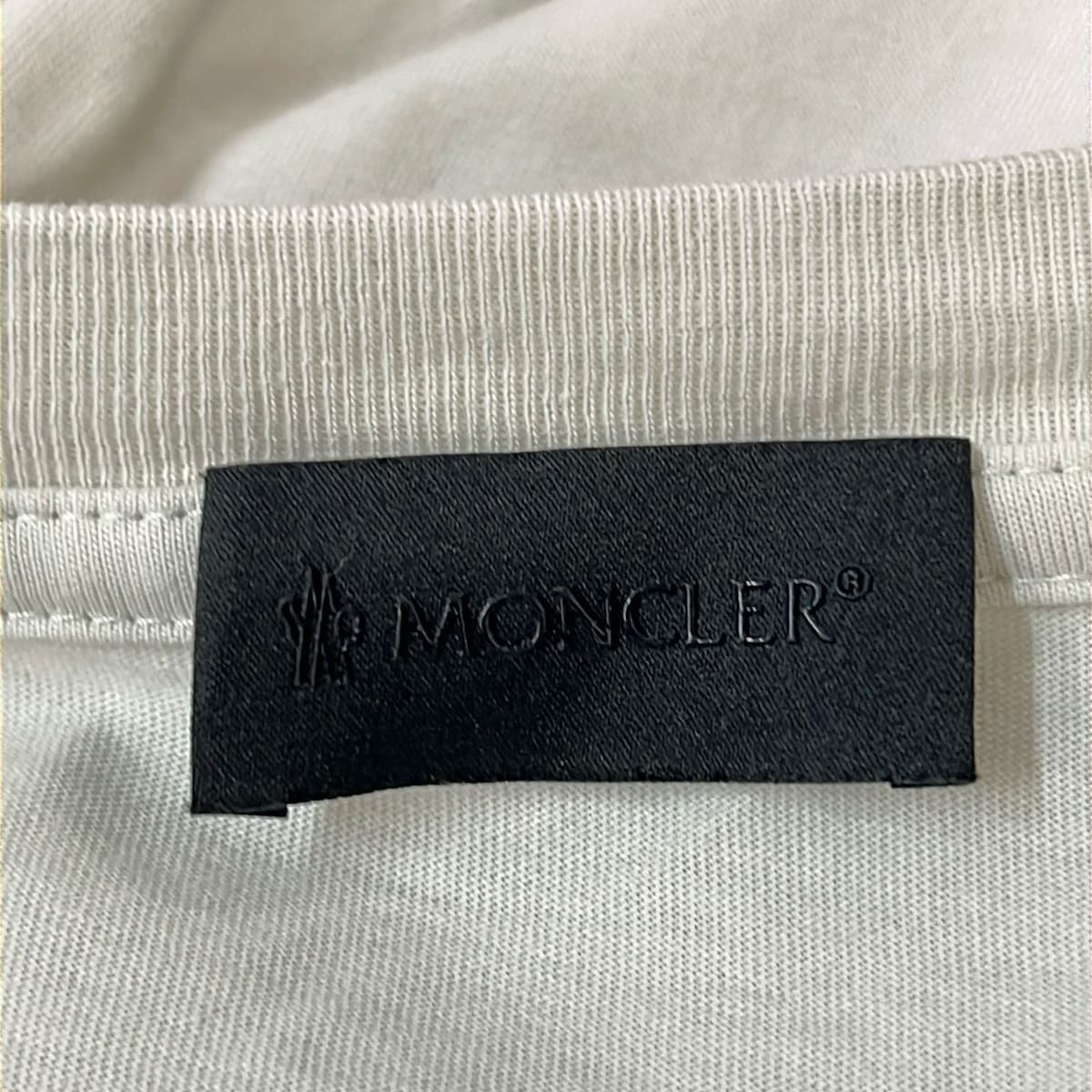 Moncler Long Sleeve T-Shirt L Light Gray Black Crew