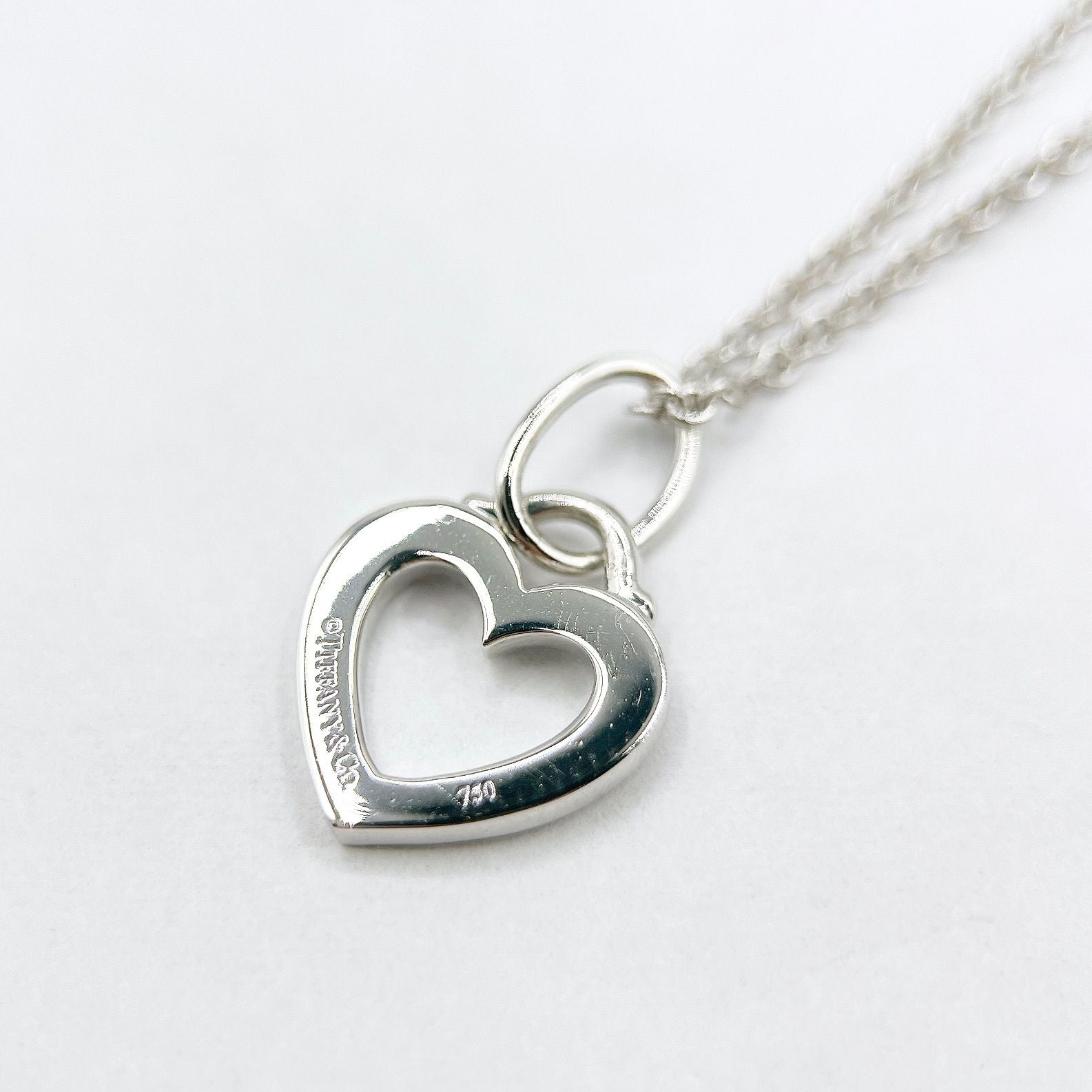Tiffany & Co Sentimental Heart Diamond White Gold Necklace 43 cm — view 2