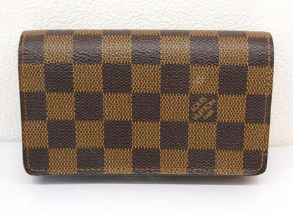 Louis Vuitton Tresor Damier Wallet