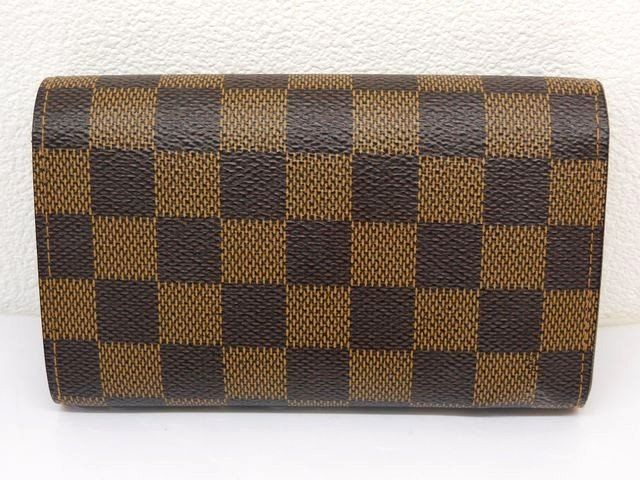 Louis Vuitton Tresor Damier Wallet
