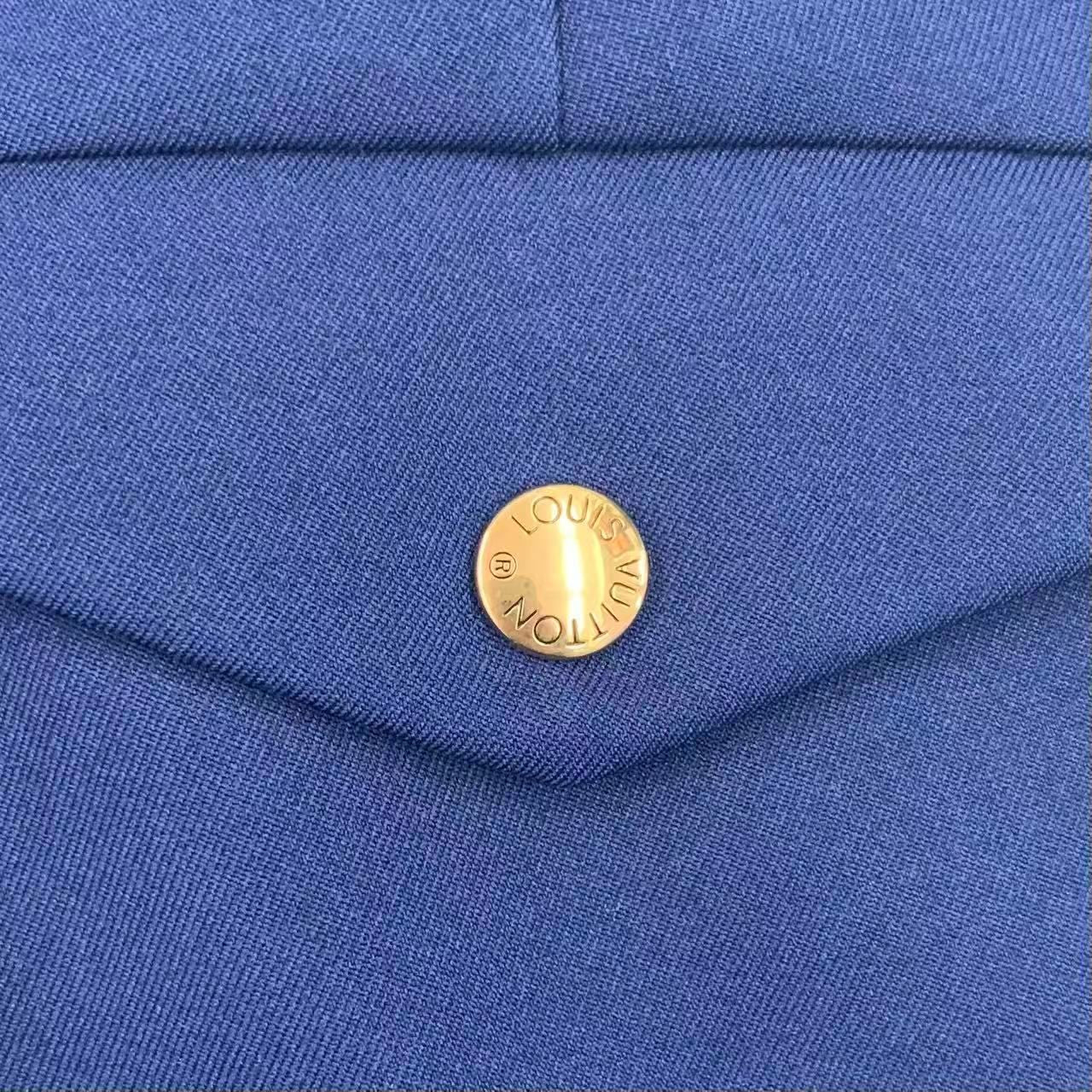 Louis Vuitton Shorts LV Logo Embroider Navy 36