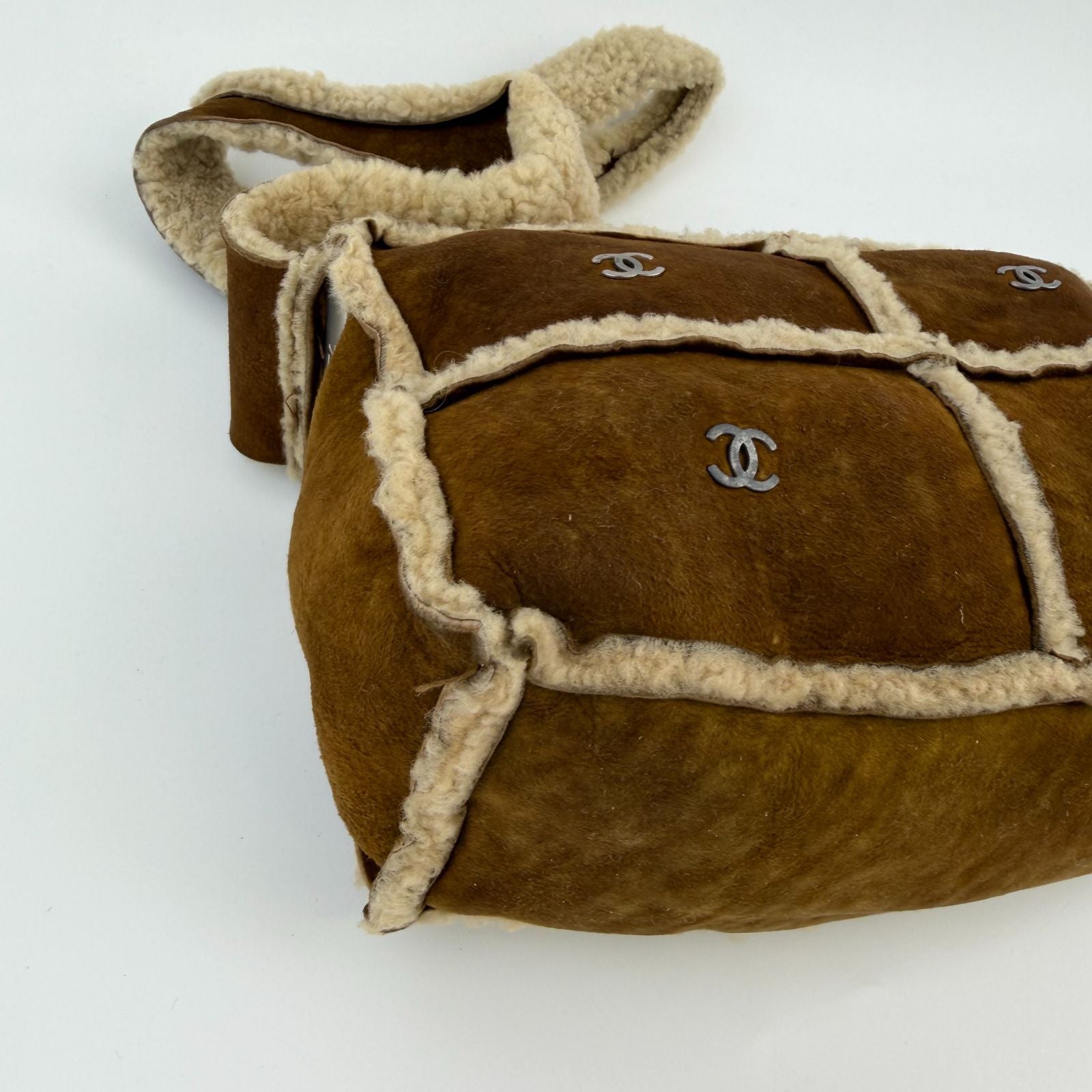 Chanel CC Logo Shoulder Bag Brown Shearling Suede Vintage