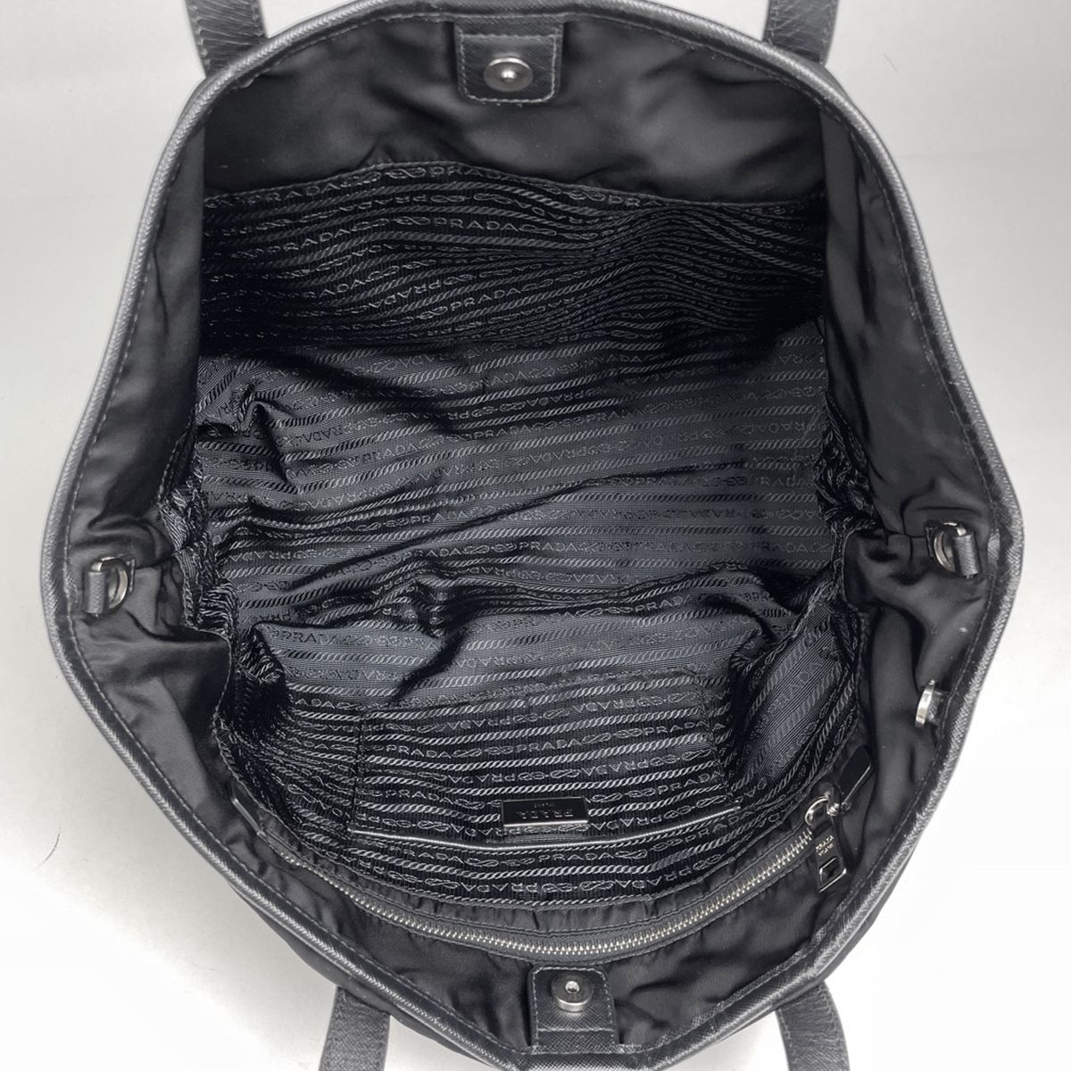 Prada Tote Nylon Nero