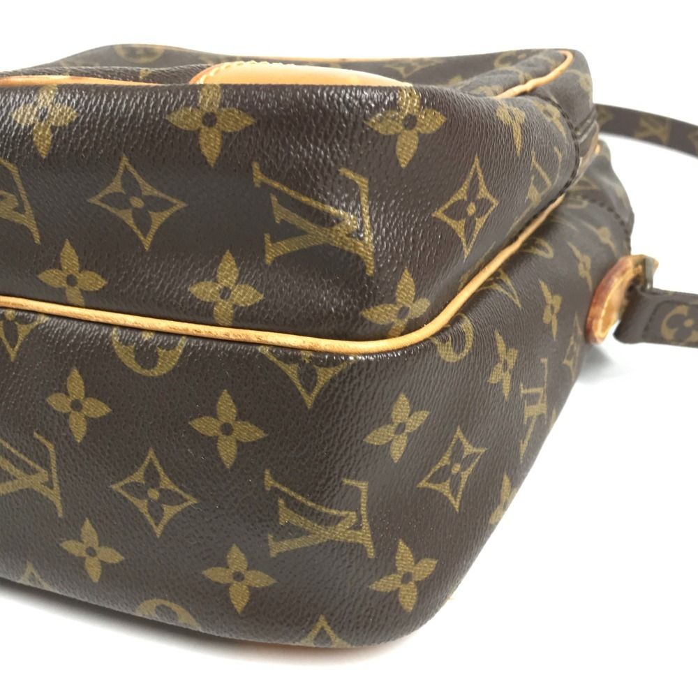Louis Vuitton Shoulder Bag Amazon MM Monogram Canvas Brown