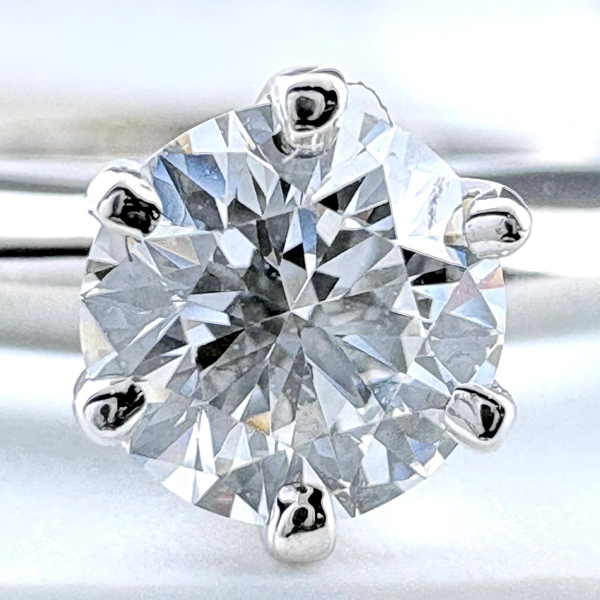 Tiffany & Co Solitaire Ring Platinum Diamond