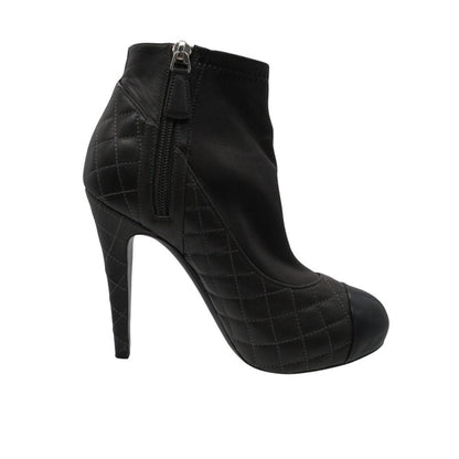 Chanel Boots CC Logo Quilted Ankle Booties Short Shoes Side Zip Gray