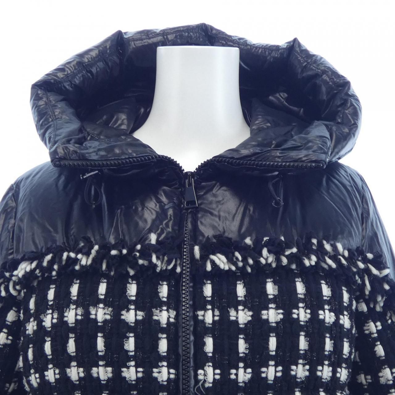 Moncler Ginavelle Down Jacket