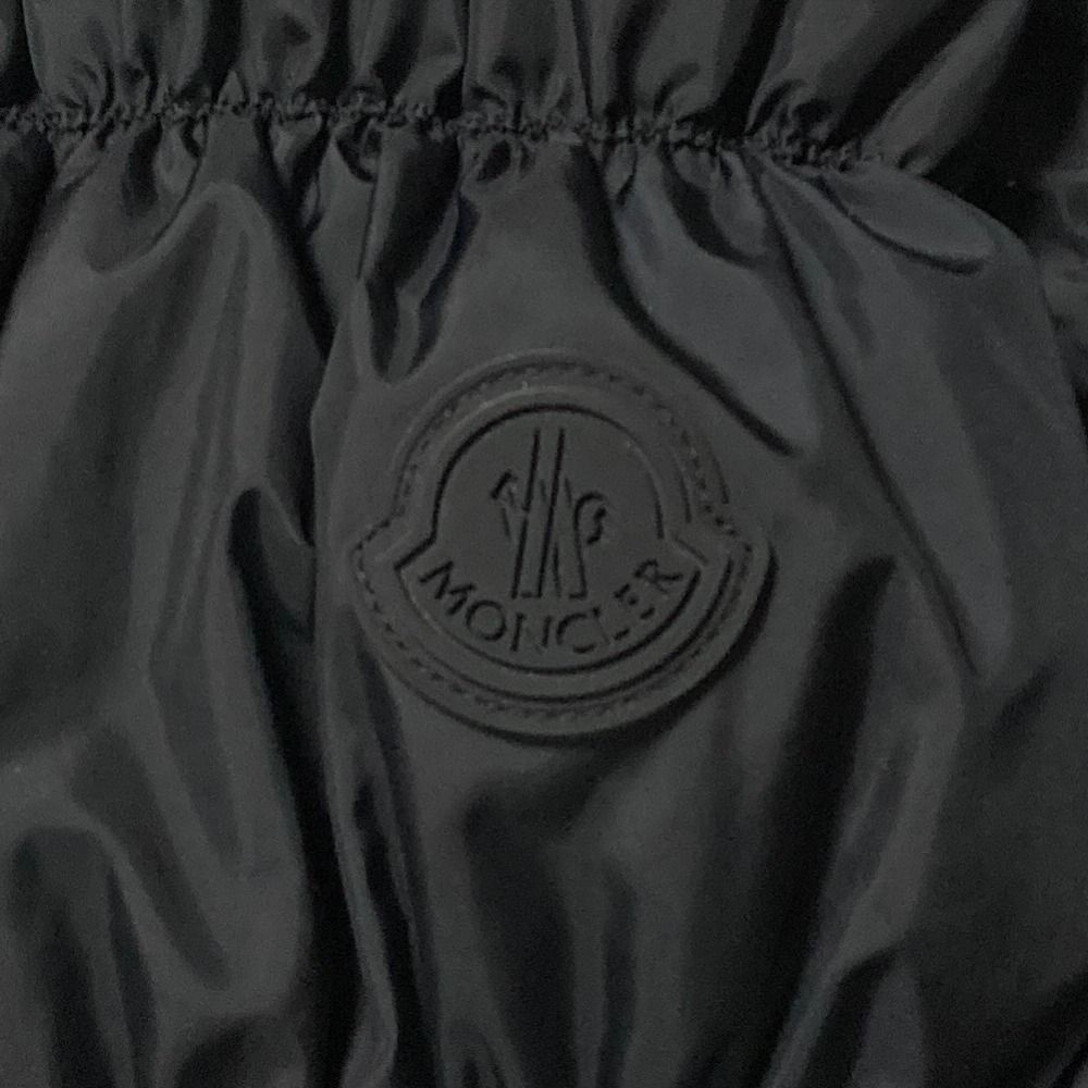 Moncler Apriate Vest High Neck Down Jacket 0 Black