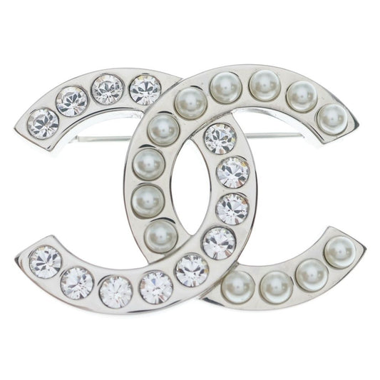 Chanel CC Logo Faux Pearl Line Stone Brooch Pin Badge Silver