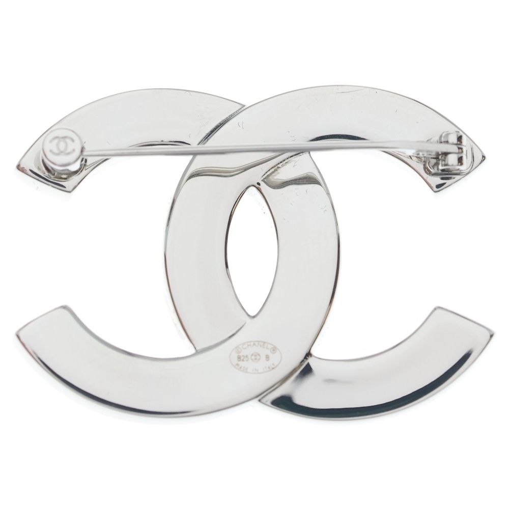 Chanel CC Logo Faux Pearl Line Stone Brooch Pin Badge Silver