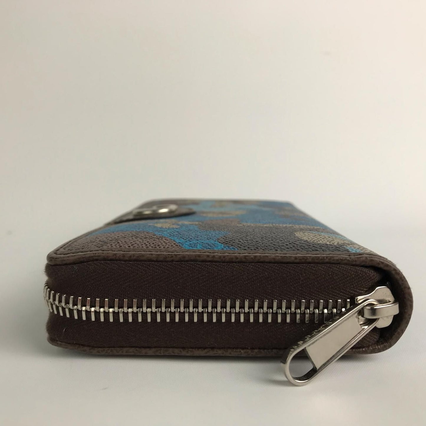 Gucci Wallet Zip Around GG Supreme Canvas Camouflage Pattern Blue Beige