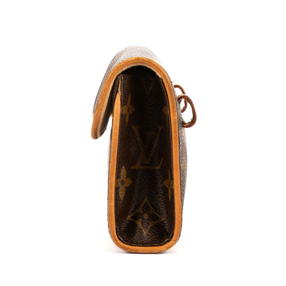 Louis Vuitton Pochette Florentine Brown Monogram Canvas